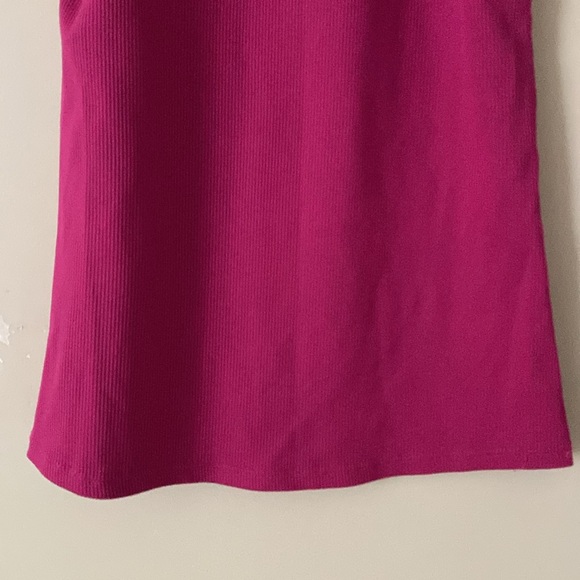 Under Armour Heat Gear Solid Purple/Pink Tank Top Workout - Picture 8 of 12